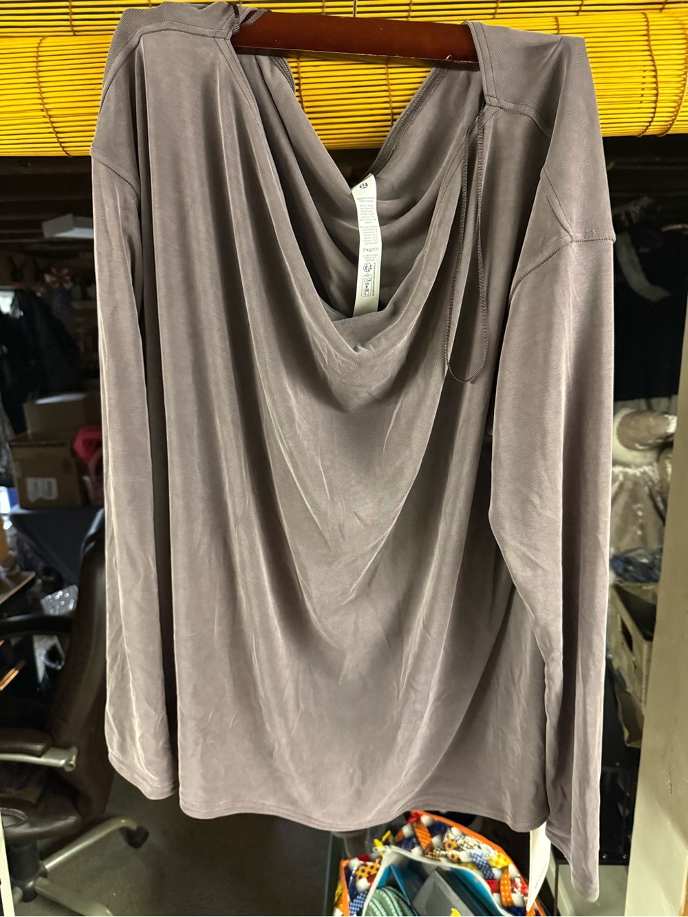 Lululemon drapey top NWT